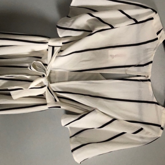 Romper - Picture 3 of 4